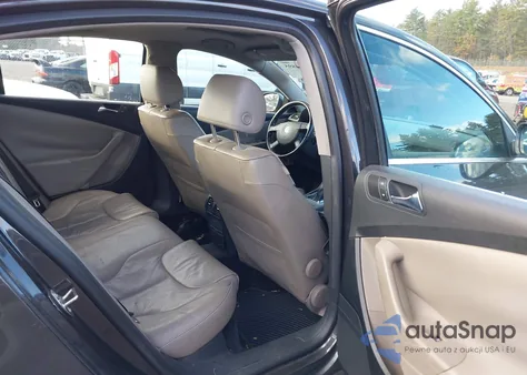 2006 Volkswagen Passat 2.0T z USA, uszkodzony, nr VIN WVWEK73C86P058839